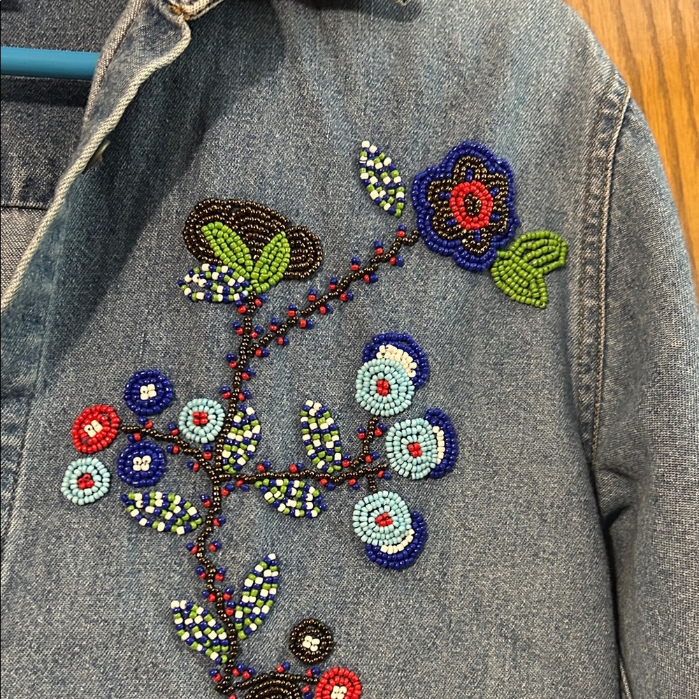 Petite Sophisticate Blue Embroidered Blouse - Picture 4 of 10